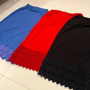 ON HOLD Layering skirt bundle🫶🏼